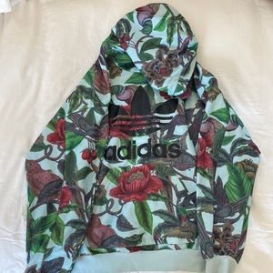 Adidas small sweatshirt